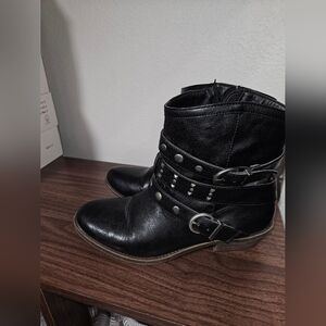 Black Ankle Boots
